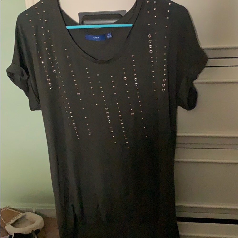 Short sleeve dressy shirt